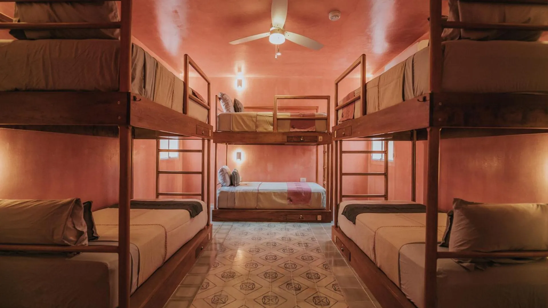 Casa Amate 61 Boutique Hostel Мерида